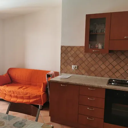 In Con Piscina A Apartment